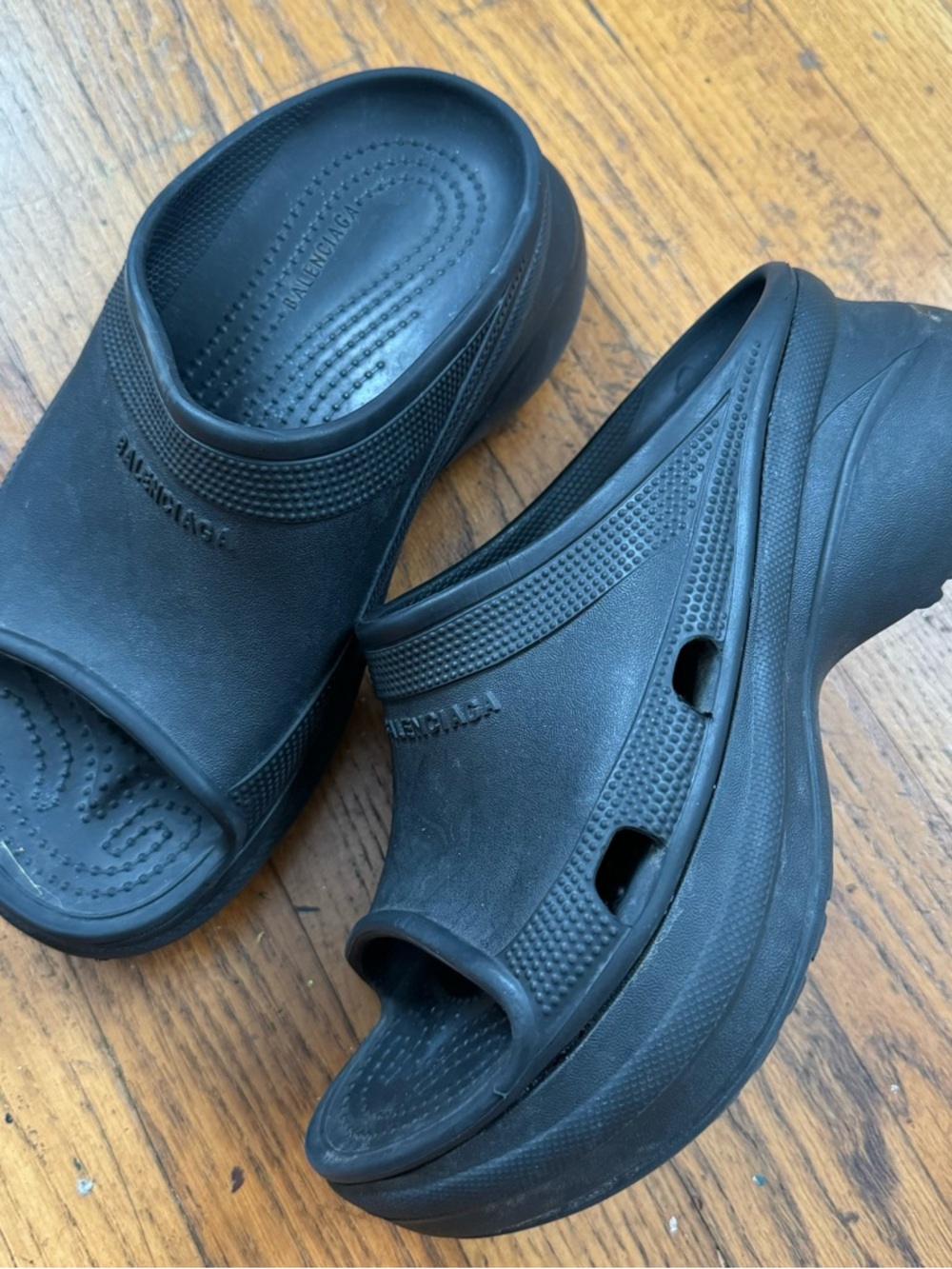 BALENCIAGA Crocs Mule Black 37 - Picture 2 of 6